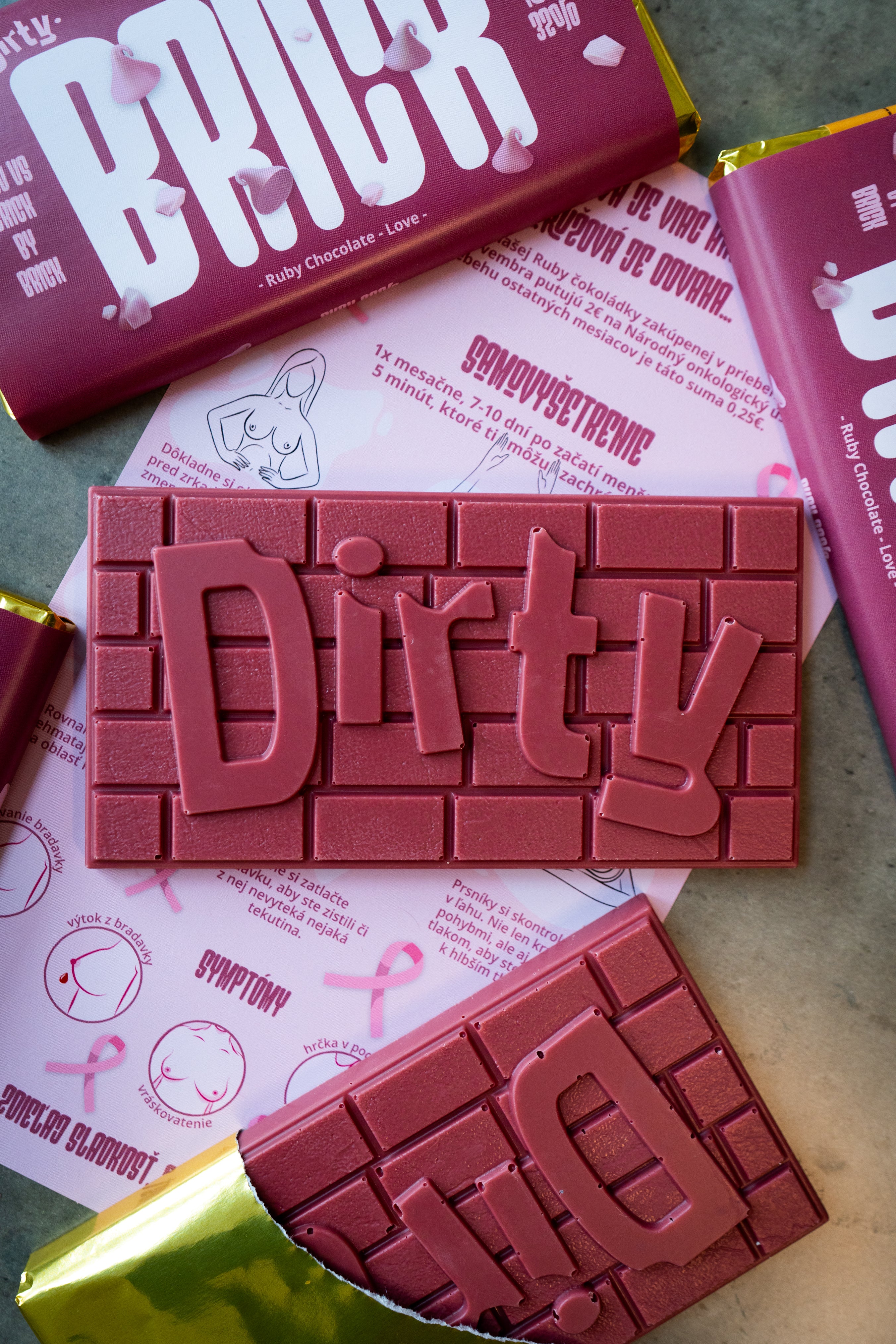 Brick - Innocent - Ruby 32%